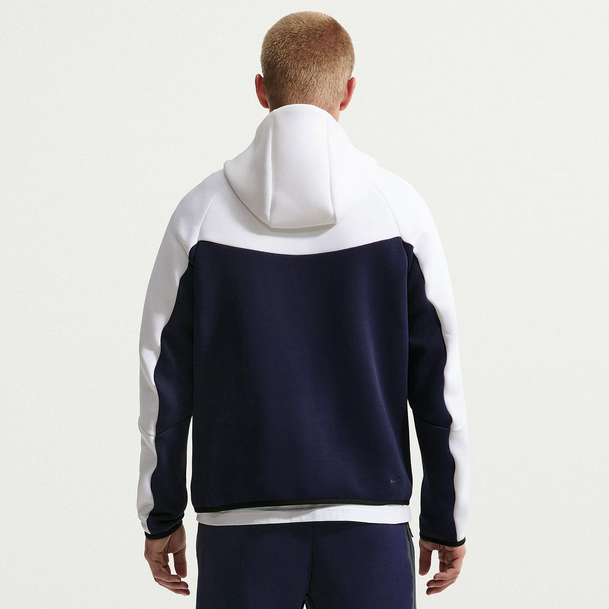 Moletom Nike Sportswear Tech Fleece Full Zip Windrunner Hoodie - Branco, Azul-marinho e Vermelho