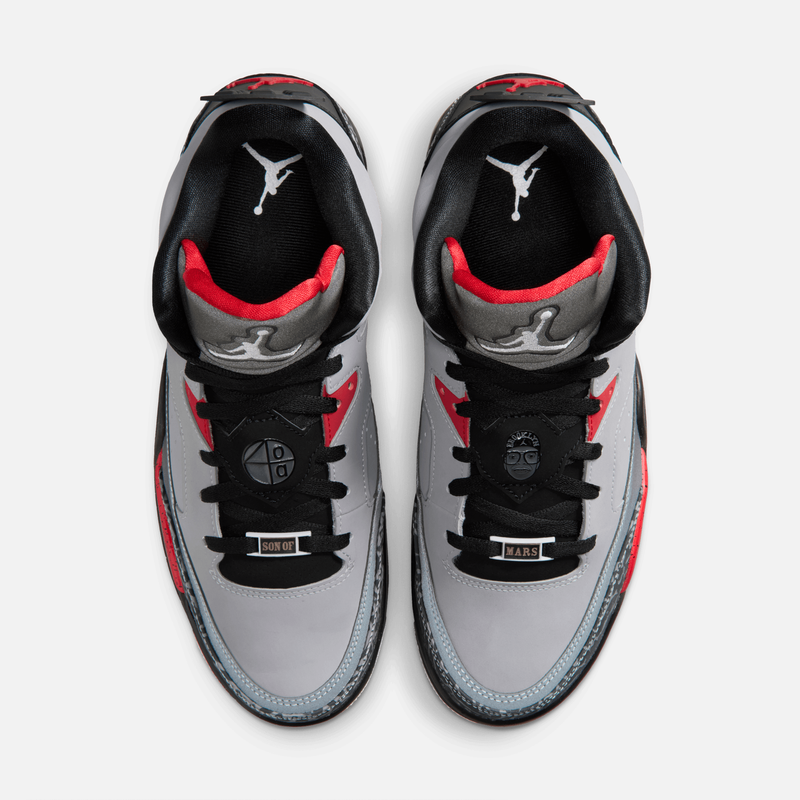 Air Jordan Son of Mars Low - Cinza / Preto / Vermelho / Branco