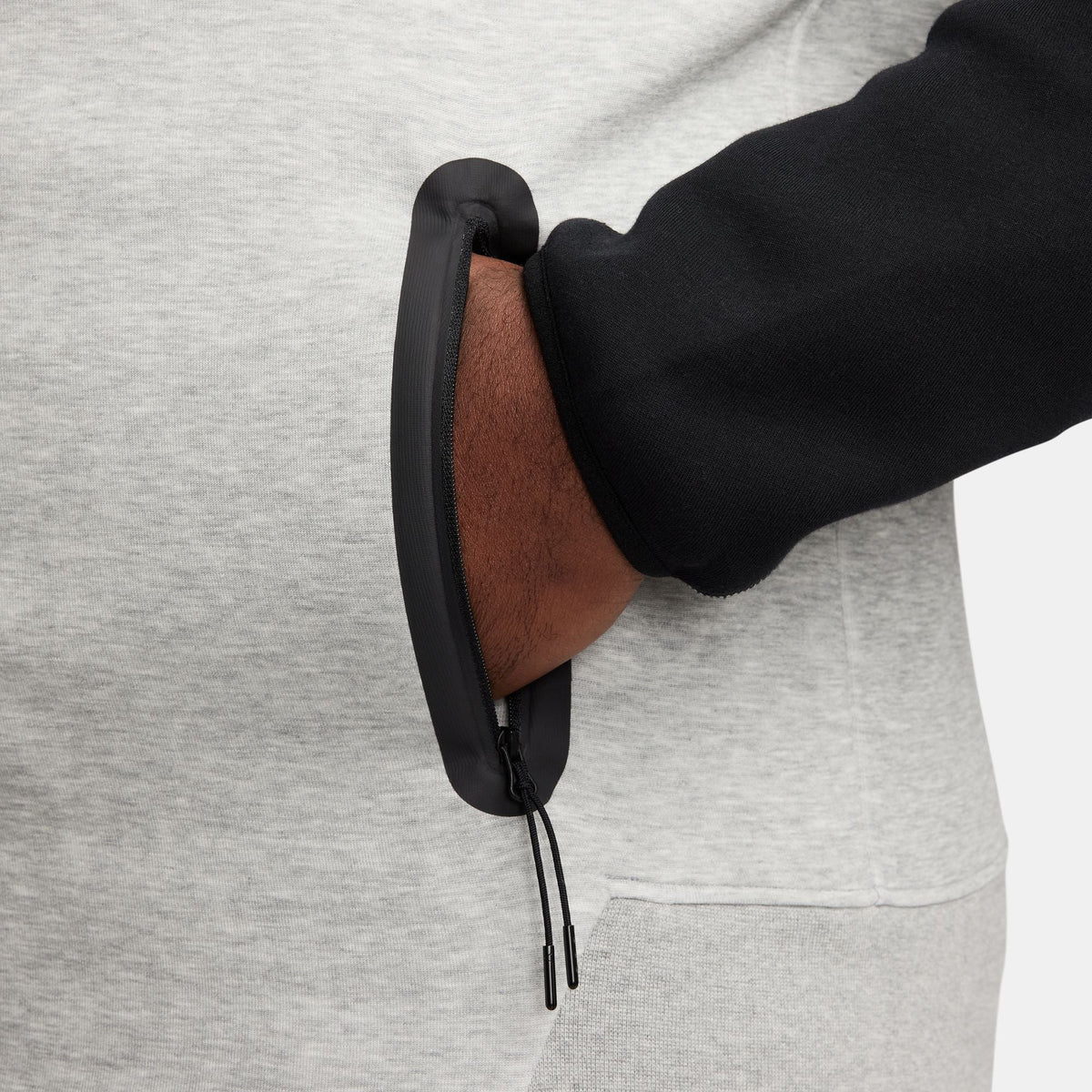 Jaqueta Nike Tech Fleece Windrunner - Cinza e Preto