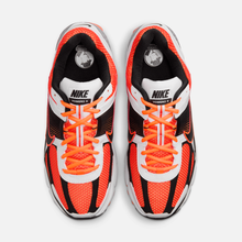 Nike Zoom Vomero 5 - Laranja / Branco / Platinado metálico / Preto
