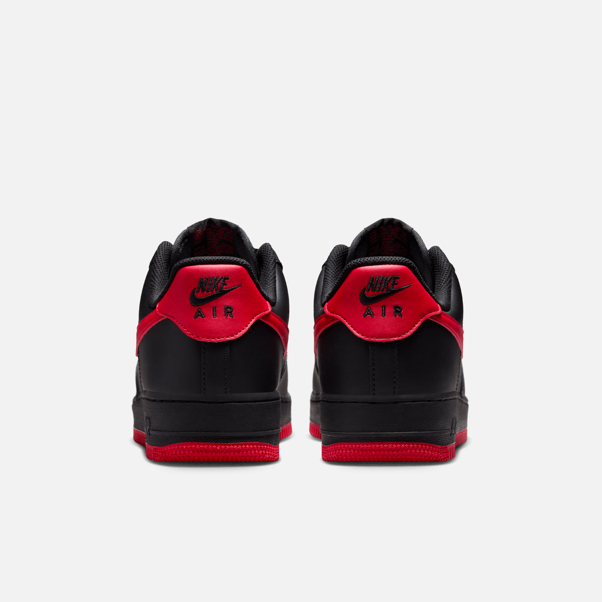 Nike Air Force 1 Low Bred - Preto / Vermelho