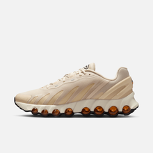 Nike Air Max DN8 - Cáqui-claro / Laranja / Branco-creme