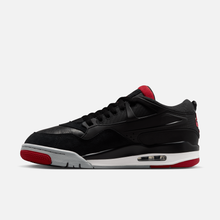 Air Jordan 4 RM Bred - Preto / Vermelho / Cinza / Branco