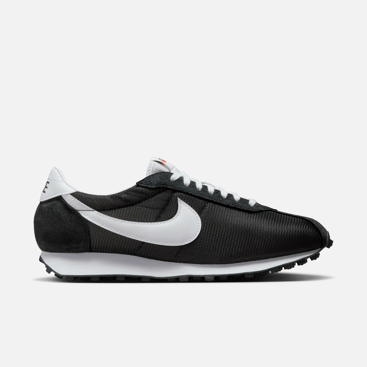 Nike LD-1000 - Preto / Branco