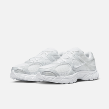 Nike V5 RNR - Branco / Preto / Prateado metálico