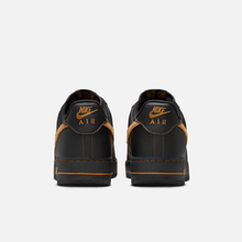 Nike Air Force 1 Low - Preto / Ocre-deserto