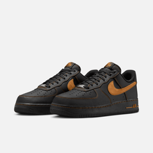 Nike Air Force 1 Low - Preto / Ocre-deserto