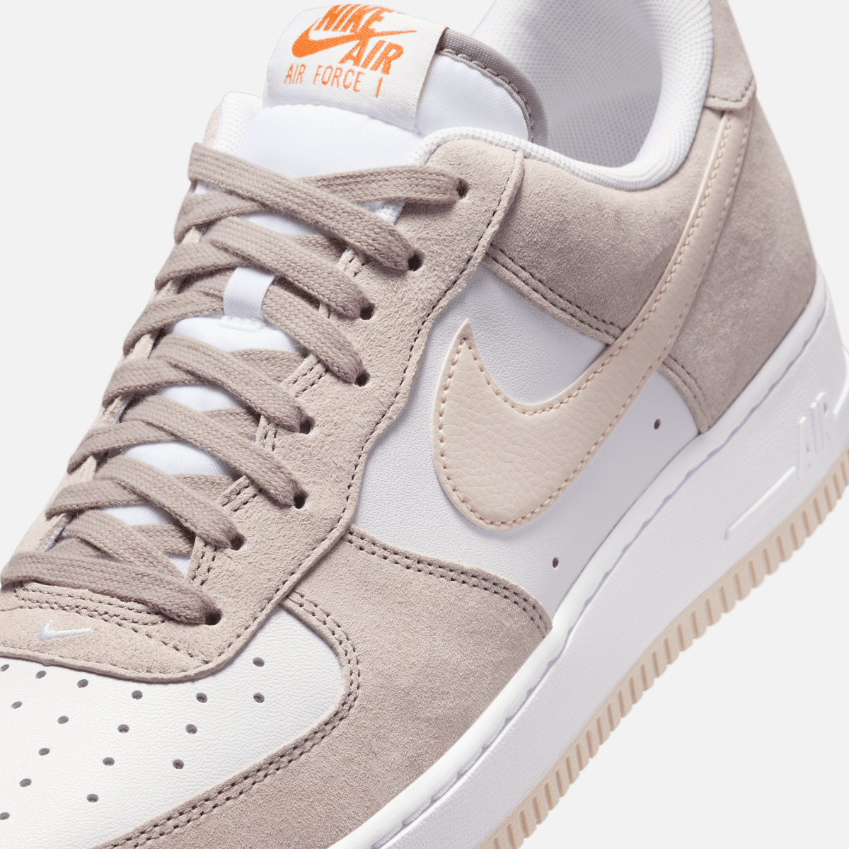 Nike Air Force 1 Low - Cinza / Marrom-claro / Branco
