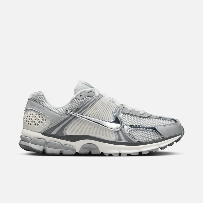 Nike Zoom Vomero 5 - Branco / Prateado metálico