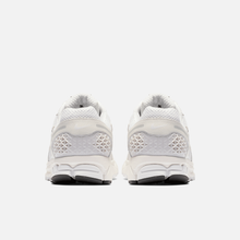Nike Zoom Vomero 5 - Cinza / Preto / Branco-creme