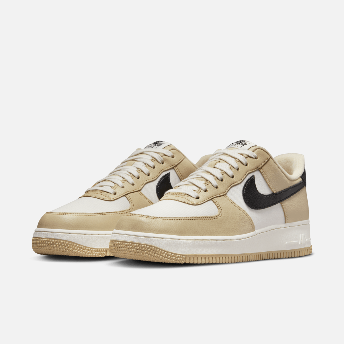 Nike Air Force 1 Low 07 LX - Dourado / Preto / Branco-creme