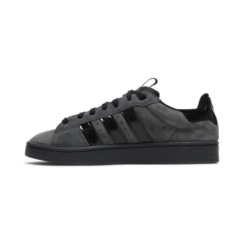 Campus 00s - "Carbon Black"