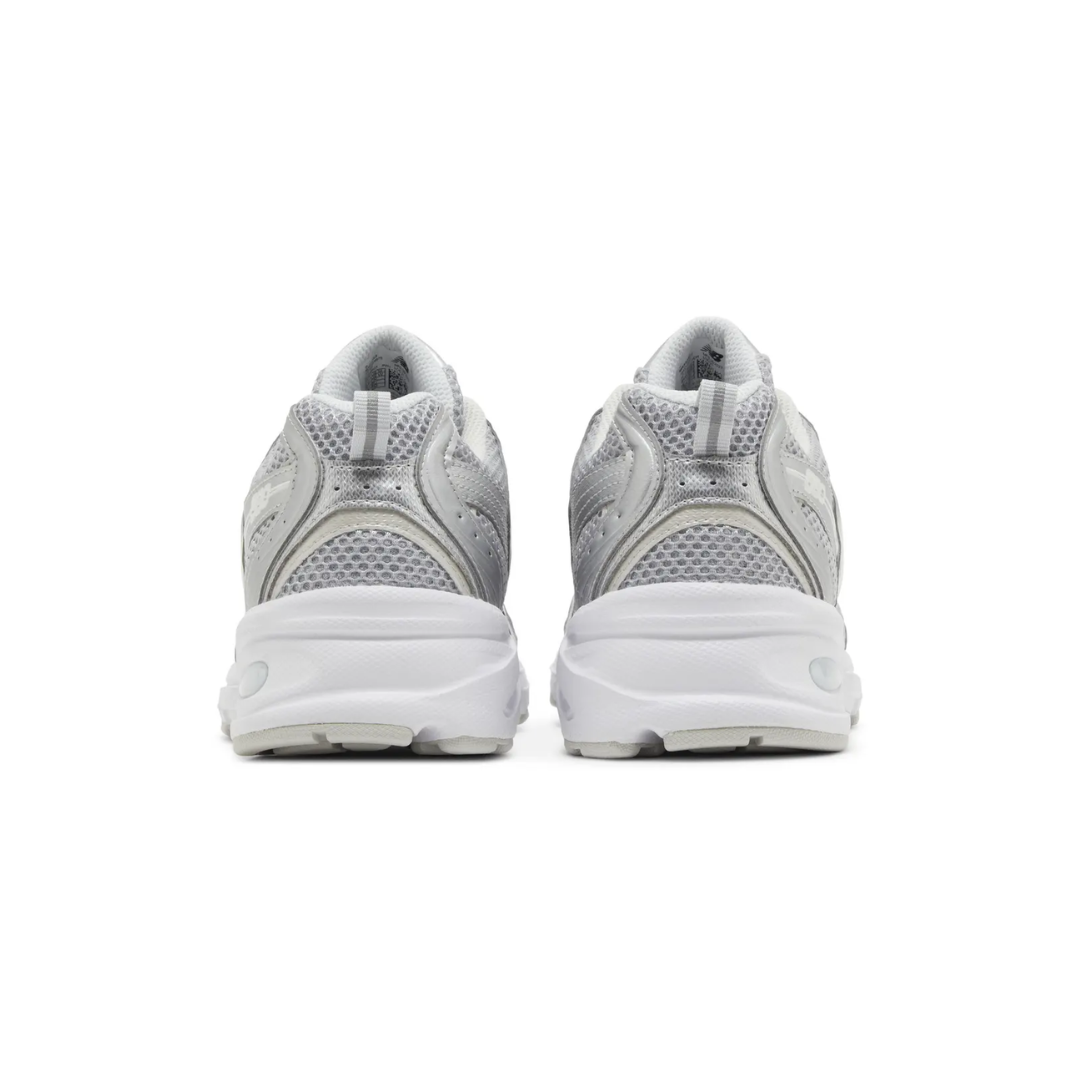 530 - "Silver Metallic Moonbeam"