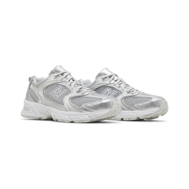 530 - "Silver Metallic Moonbeam"