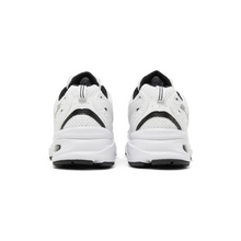 530 - "White Black"