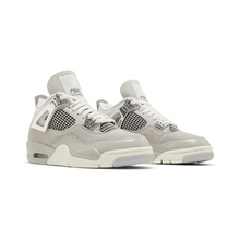 Air Jordan 4 Retro - "Frozen Moments"