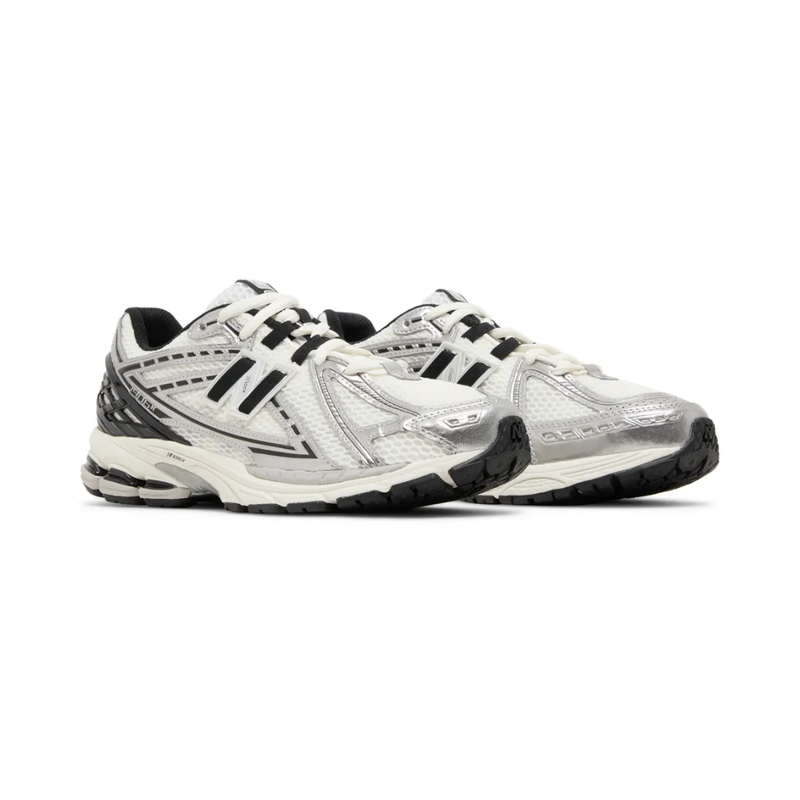 1906R - "Silver Metallic Black"