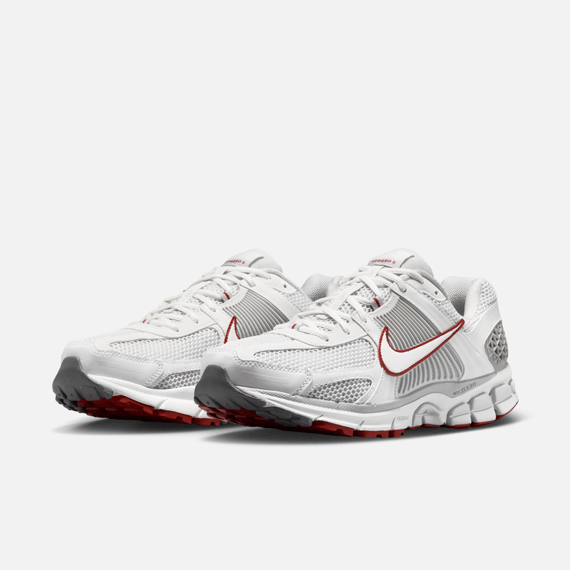 Nike Zoom Vomero 5 - Cinza-claro / Cinza / Vermelho / Branco