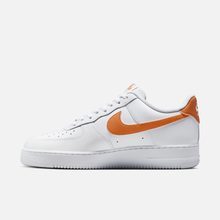 Nike Air Force 1 Low - Branco / Laranja