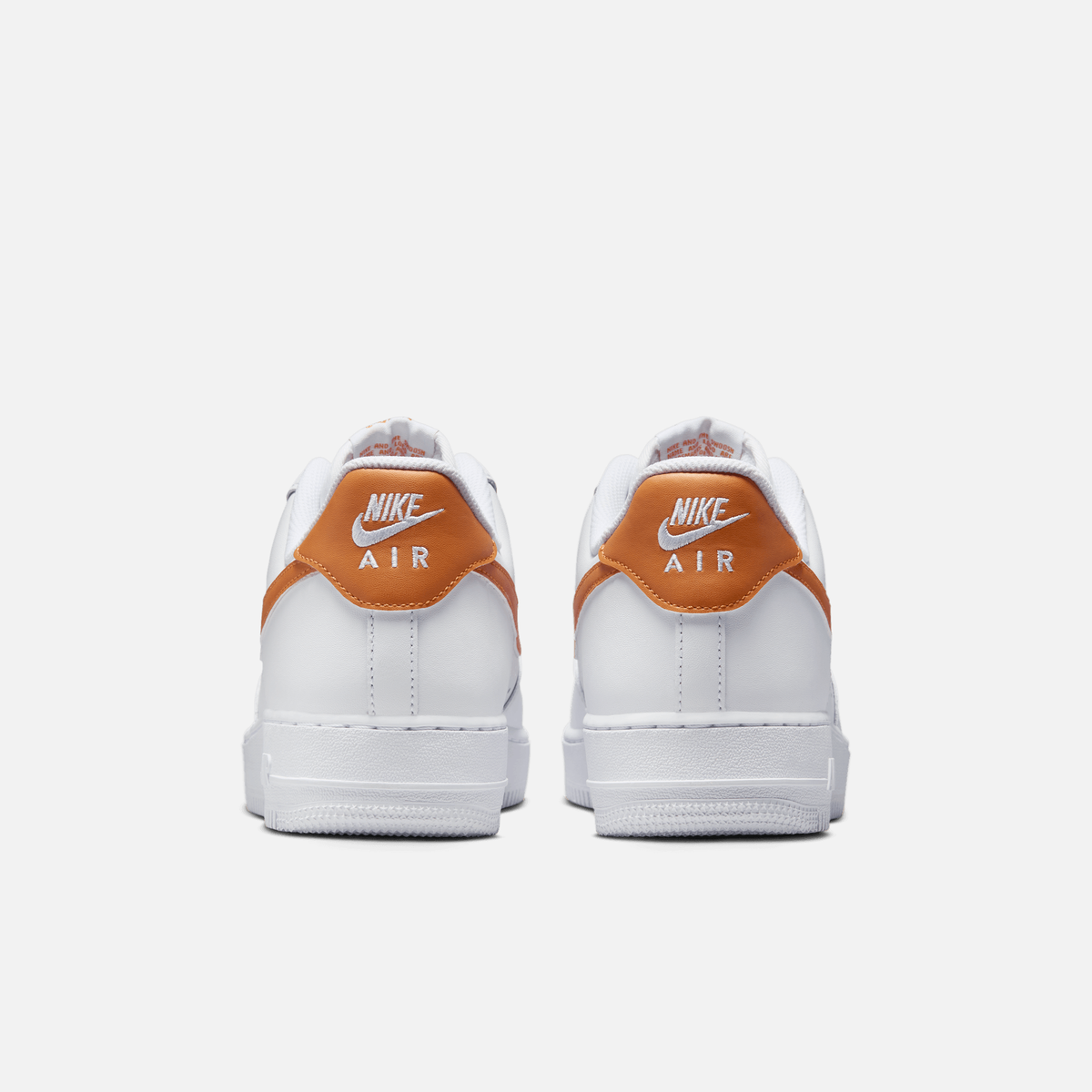 Nike Air Force 1 Low - Branco / Laranja