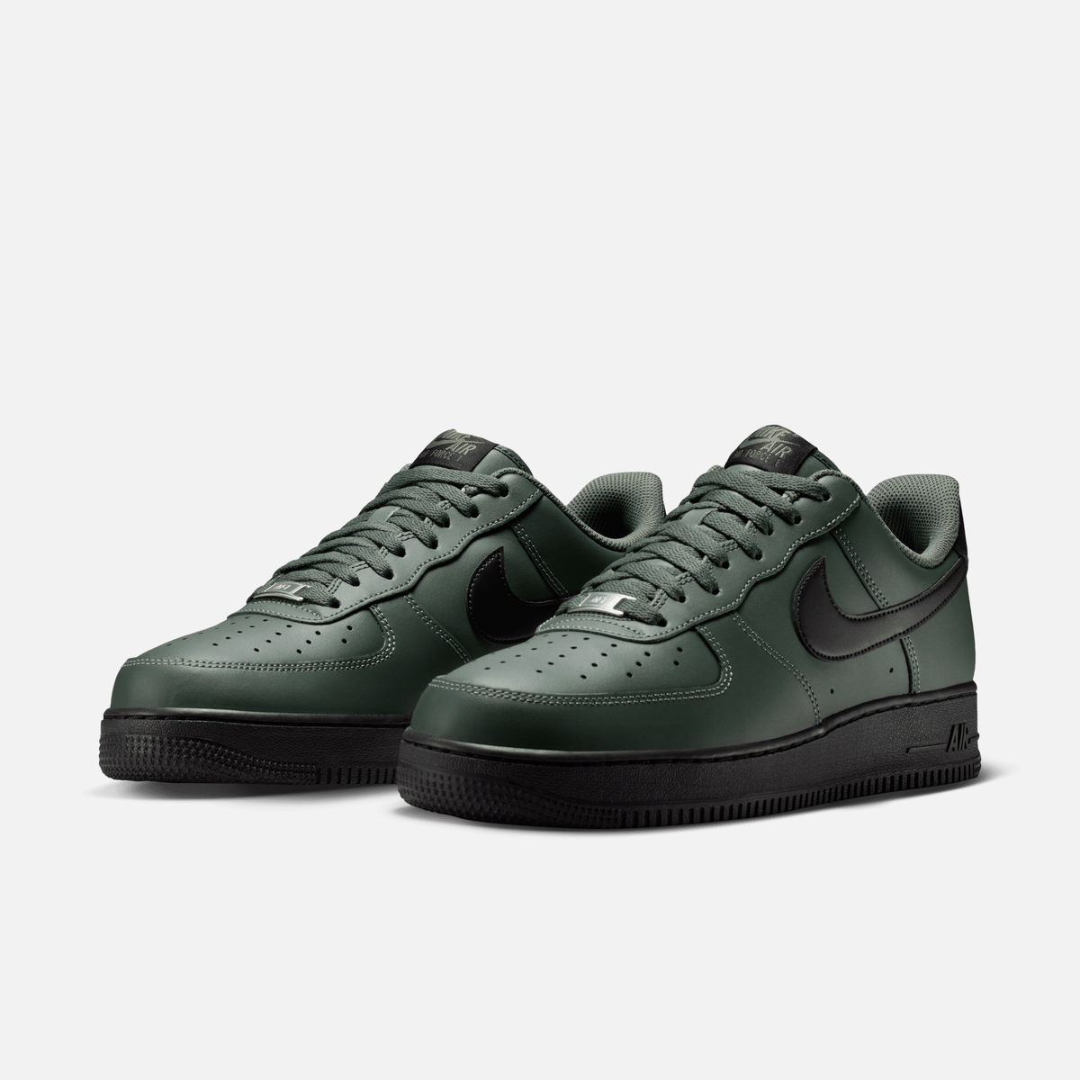 Nike Air Force 1 Low Camo - Verde / Preto