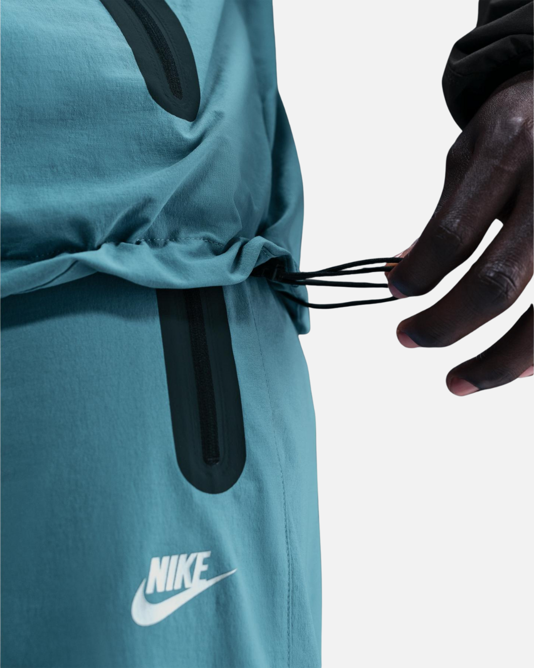 Jaqueta Nike Waterproof Jacket Tech - Azul, Preto e Cinza