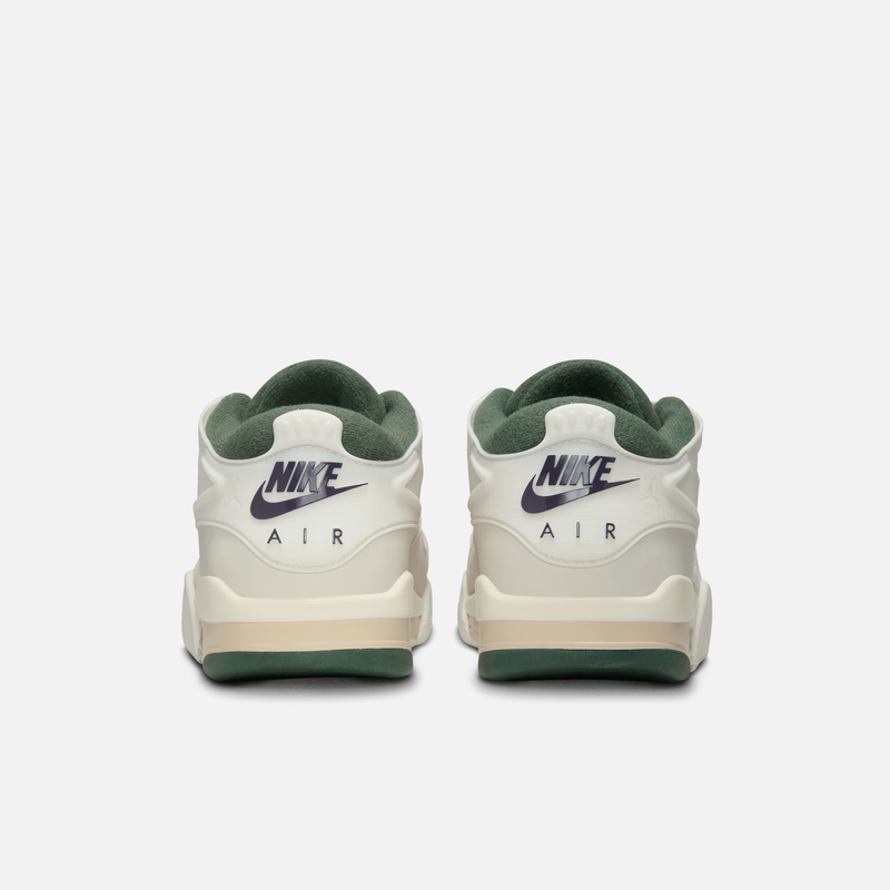 Air Jordan 4 RM - Branco-creme / Creme claro / Verde / Roxo-escuro