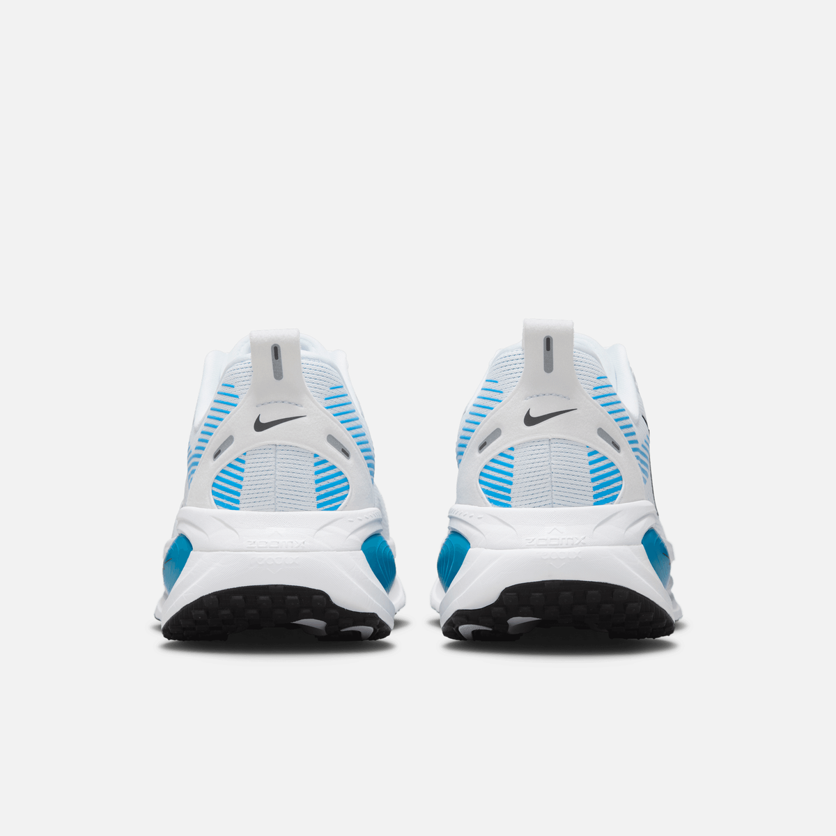 Nike Vomero 18 - Branco / Azul / Preto