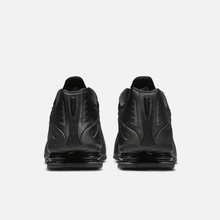 Nike Shox R4 - Preto / Vermelho intenso