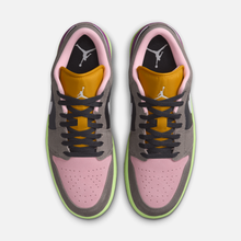 Air Jordan 1 Low Tokyo Bio Hack - Cinza / Branco / Cinza-pedra / Rosa-ártico / Violeta / Amarelo-enxofre escuro