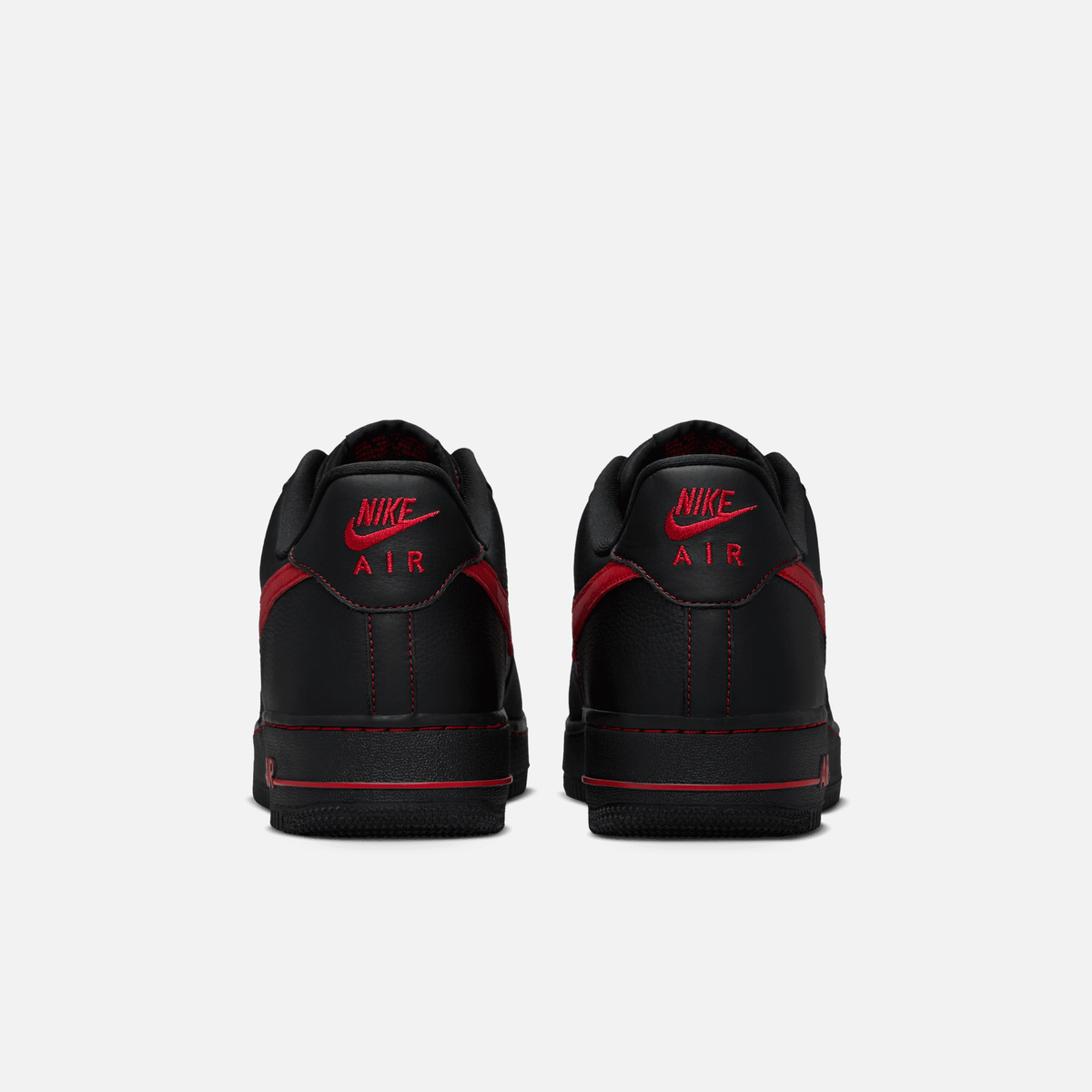 Nike Air Force 1 Low Bred - Preto / Vermelho
