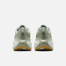 Nike Vomero Plus - Verde-jade / Branco-creme / Prateado claro / Preto