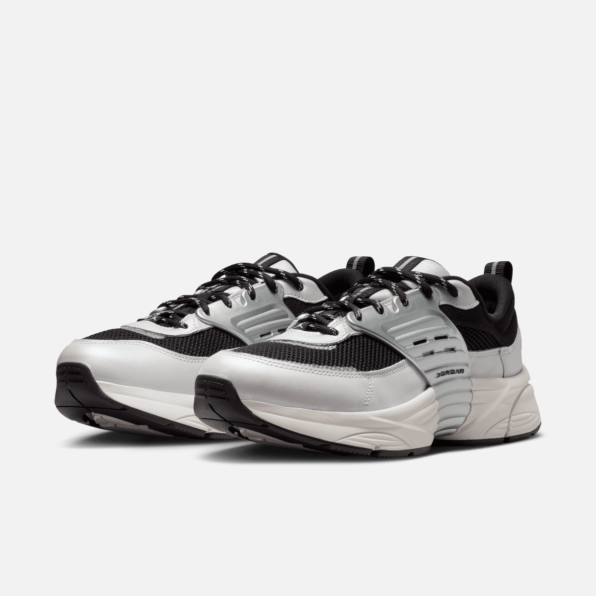 Air Jordan Trunner O/S - Cinza-claro / Preto / Branco-creme / Branco