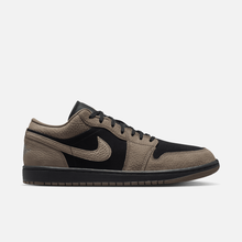 Air Jordan 1 Low SE - Preto / Laranja-manga claro / Cinza