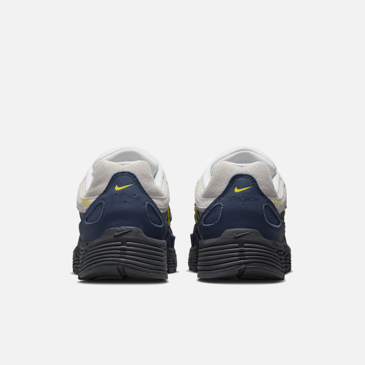Nike P-6000 Premium - Branco / Amarelo / Azul