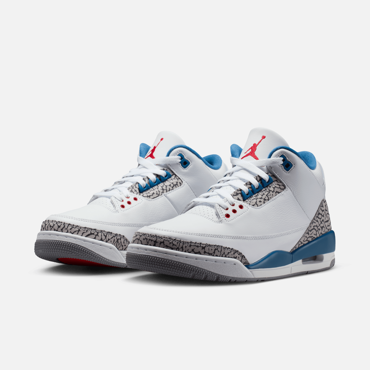 Air Jordan 3 Retro - Branco / Azul-vivo / Vermelho / Cinza