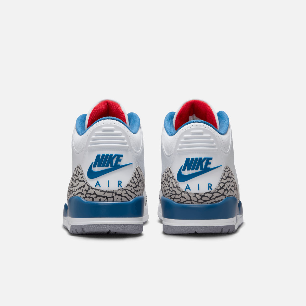 Air Jordan 3 Retro - Branco / Azul-vivo / Vermelho / Cinza