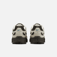 Nike P-6000 Premium CORDURA - Marrom-claro / Amarelo / Branco-acinzentado / Verde