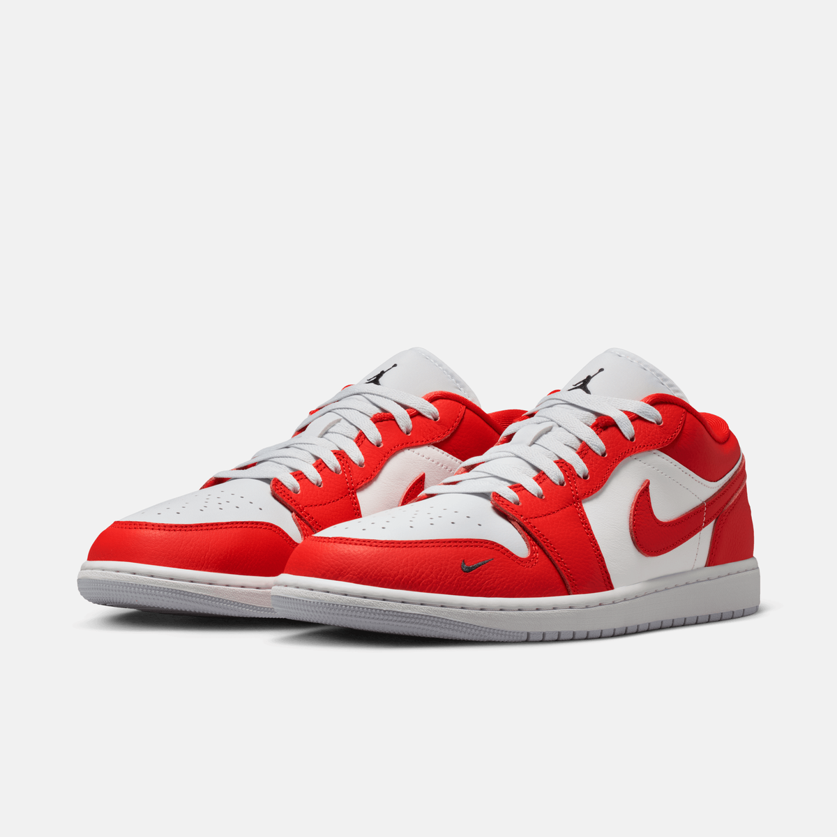Air Jordan 1 Low SE - Vermelho / Branco / Cinza-platinado / Preto
