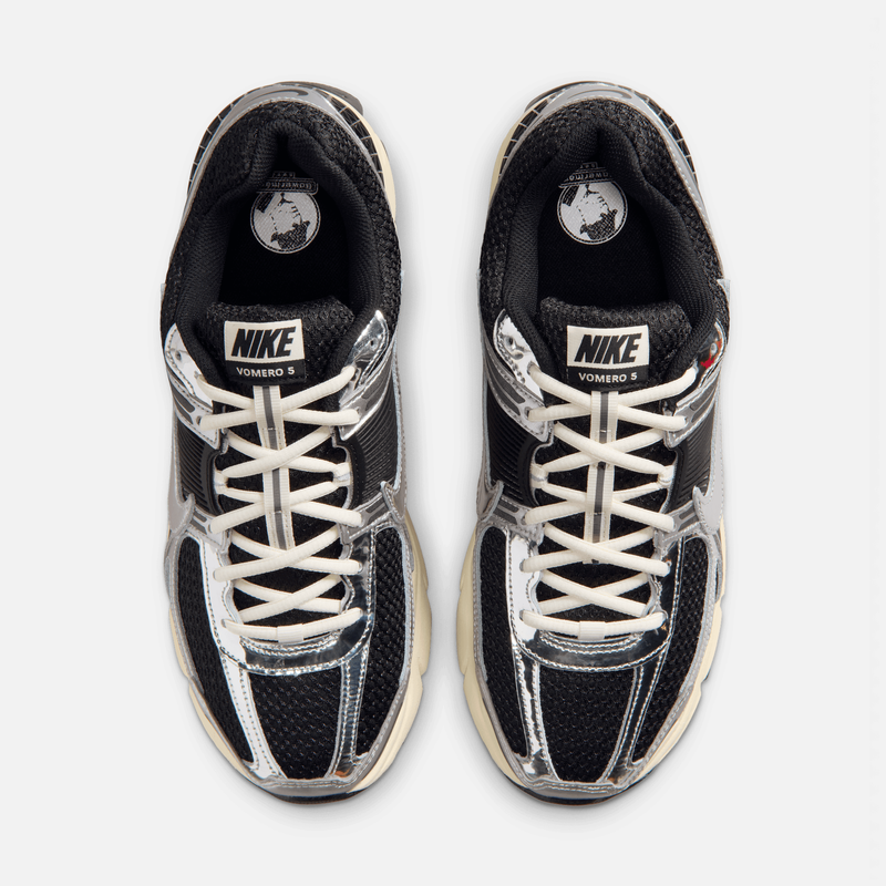 Nike Zoom Vomero 5 - Preto / Prateado metálico / Branco-creme / Cromado