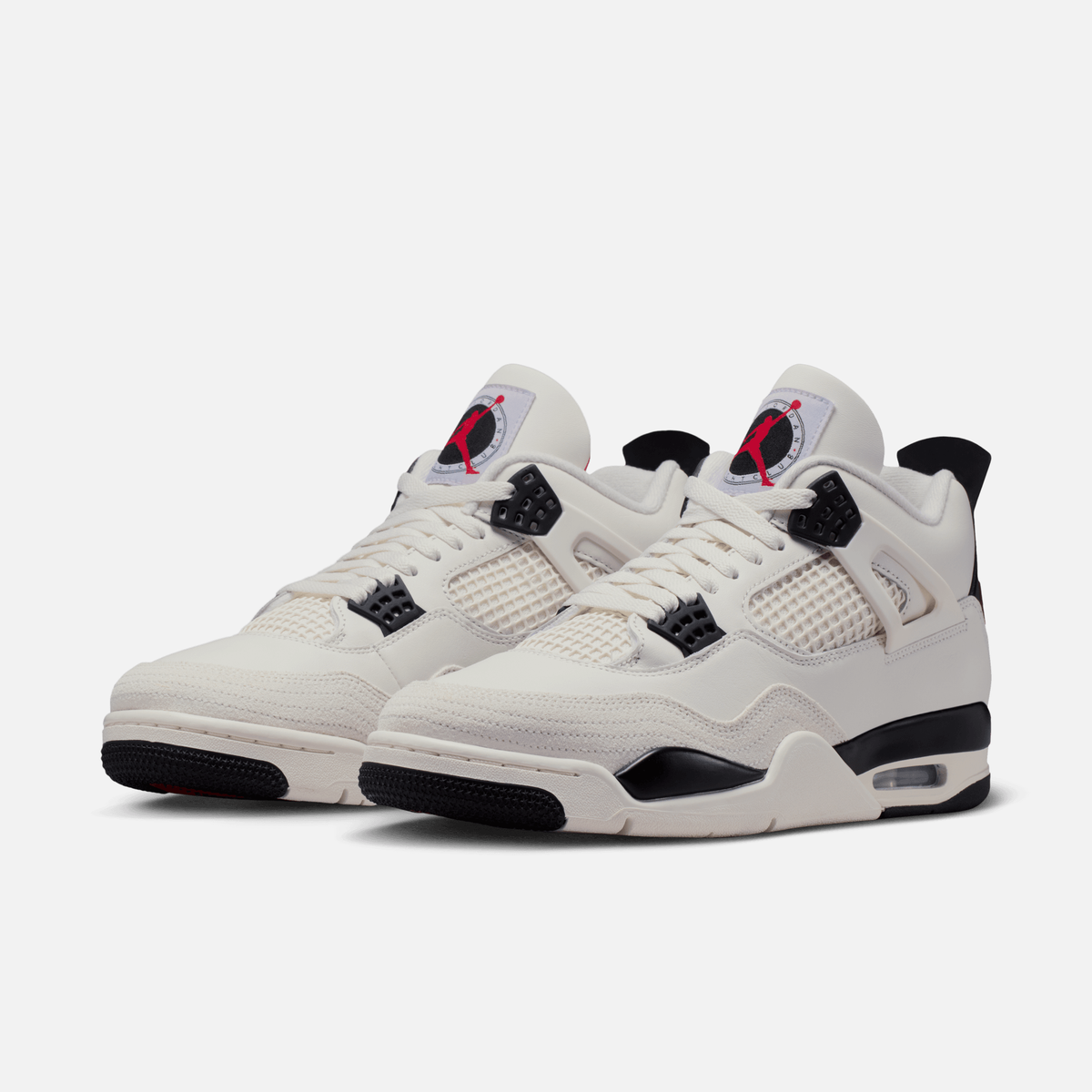 Air Jordan 4 Retro Flight Club - Branco-creme / Preto / Vermelho