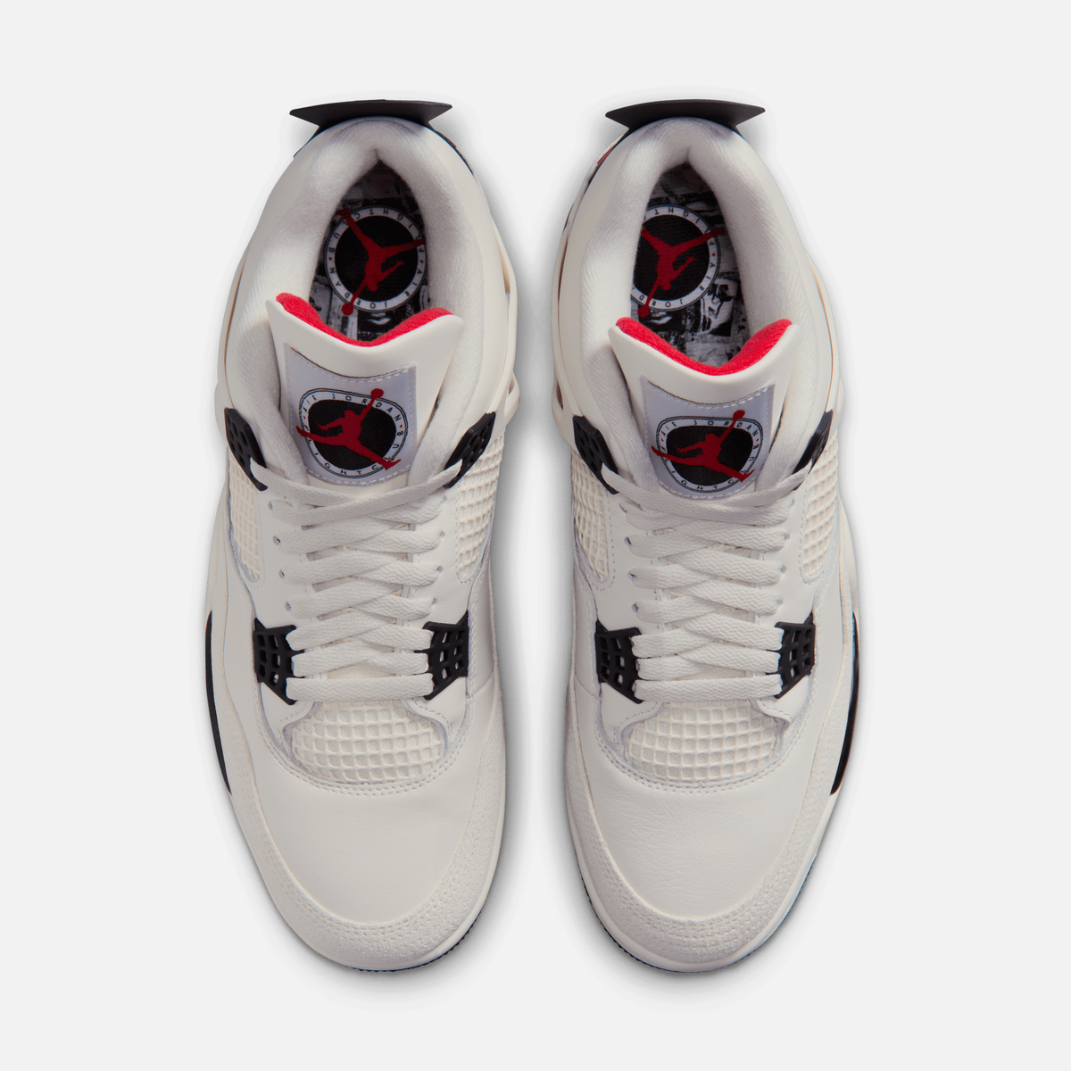 Air Jordan 4 Retro Flight Club - Branco-creme / Preto / Vermelho