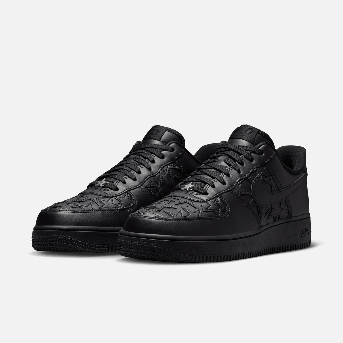 Nike Air Force 1 Low - Preto / Prateado metálico