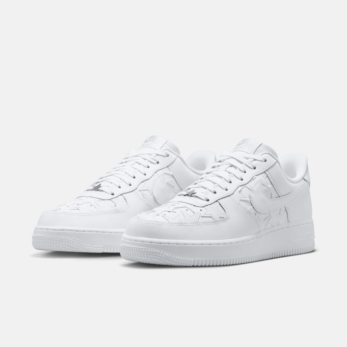 Nike Air Force 1 Low - Branco / Prateado metálico