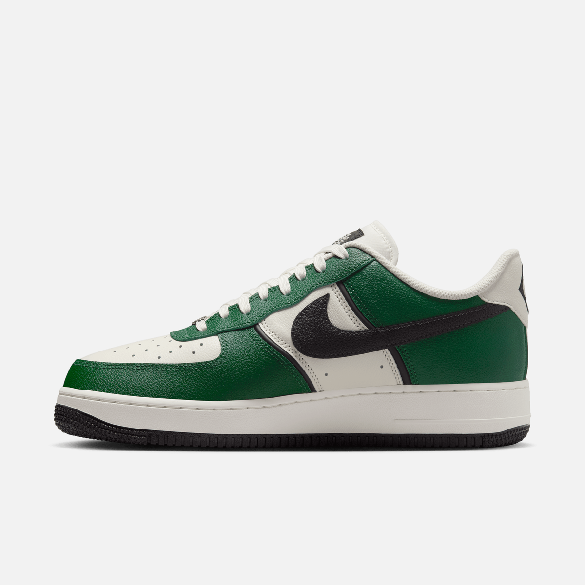 Nike Air Force 1 Low - Verde-abeto / Branco-creme / Preto