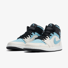 Air Jordan 1 Mid - Branco / Azul / Preto