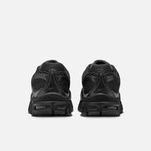 Nike Air Max Moto 2K - Preto / Cinza metálico / Cinza escuro