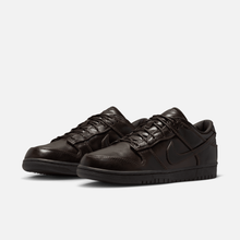 Nike Dunk Low Retro Premium Classic - Marrom / Preto