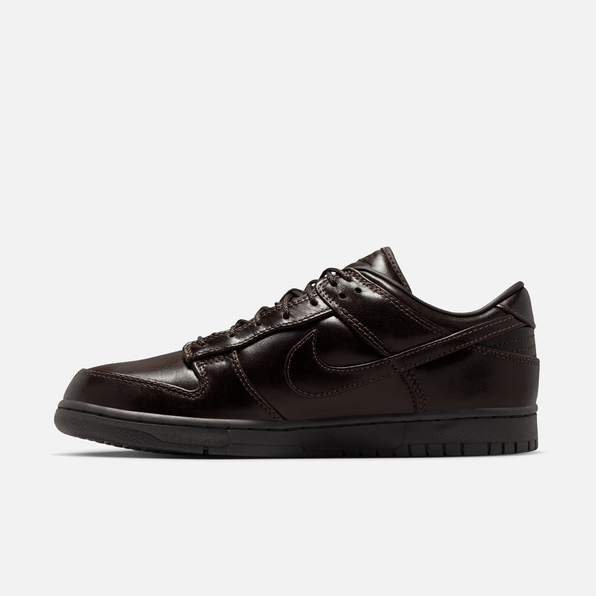 Nike Dunk Low Retro Premium Classic - Marrom / Preto