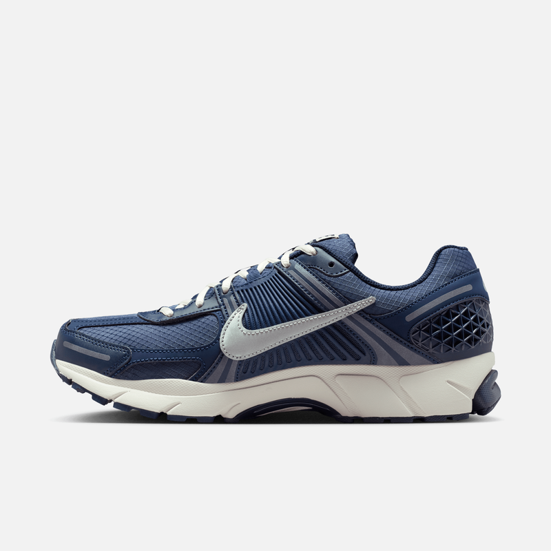 Nike Zoom Vomero 5 SE - Azul / Azul-marinho / Marrom-claro / Prateado metálico